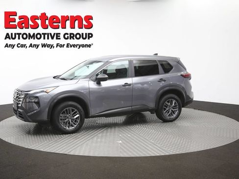 Used 2024 Nissan Rogue S AWD/4WD image 58