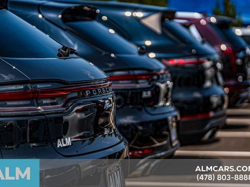 Used 2023 Genesis GV80 2.5T w/ Advanced Package image 61