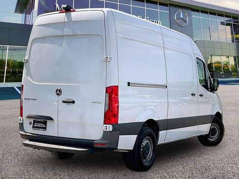 Used 2023 Mercedes-Benz Sprinter 2500 image 10
