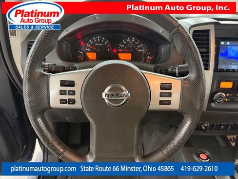 Used 2020 Nissan Frontier SV AWD/4WD image 15