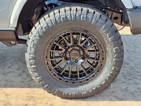 New 2026 Ford Bronco Outer Banks AWD/4WD image 11