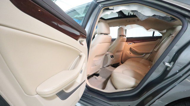 Used 2011 Cadillac CTS Luxury RWD image 10