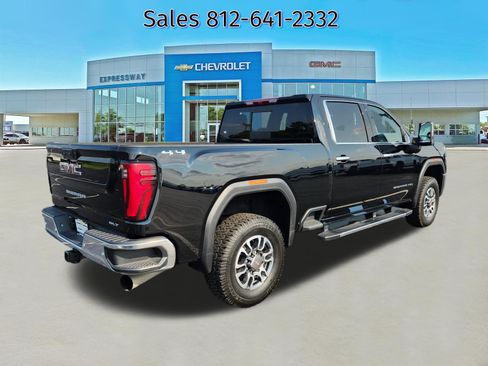 Used 2025 GMC Sierra 2500 SLT w/ SLT Premium Package AWD/4WD image 7