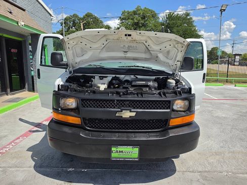 Used 2012 Chevrolet Express 2500 w/ Cold Climate Package RWD image 56