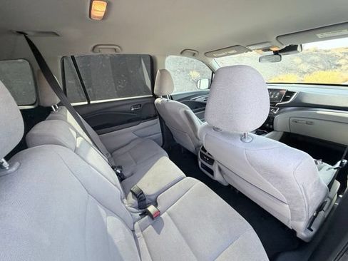 Used 2021 Honda Pilot EX image 33