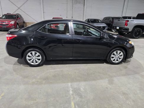 Used 2016 Toyota Corolla LE FWD image 14