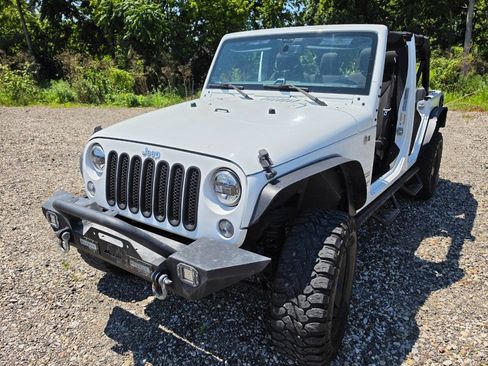 Used 2017 Jeep Wrangler Unlimited Sport w/ Quick Order Package 24S AWD/4WD image 1