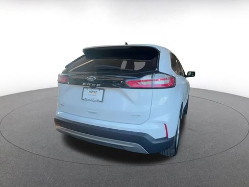 Used 2024 Ford Edge SEL image 14