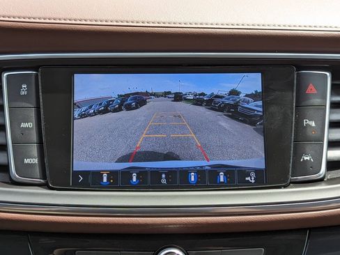 Used 2020 Buick Enclave Avenir w/ Avenir Technology Package AWD/4WD image 21