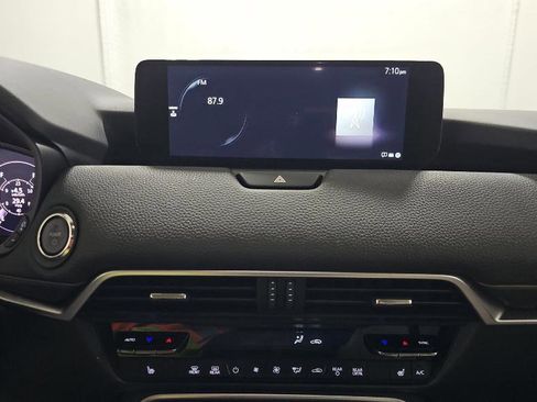 Used 2024 MAZDA CX-90 Plug-In Hybrid w/ Preferred AWD/4WD image 10