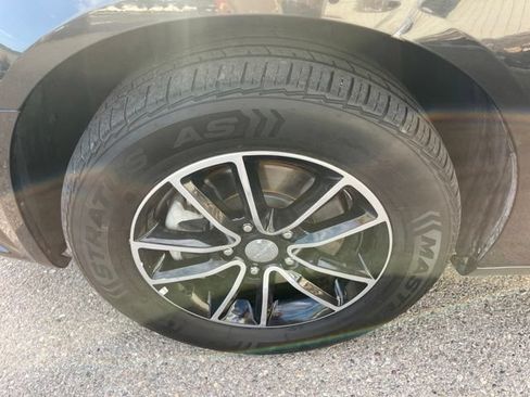 Used 2018 Dodge Grand Caravan GT FWD image 22