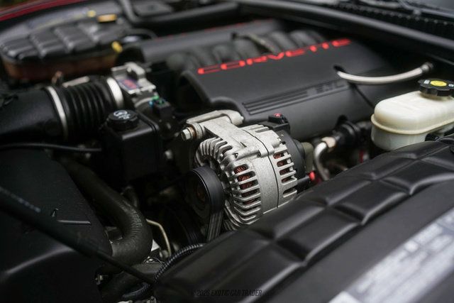 Used 2004 Chevrolet Corvette Convertible w/ Preferred Equipment Group RWD image 30