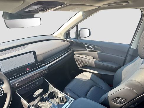 Certified 2026 Kia Carnival SX Prestige FWD image 28