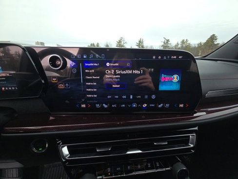 New 2026 Chevrolet Traverse RS w/ LPO, Floor Liner Package image 13