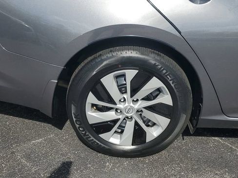 Used 2023 Nissan Altima 2.5 S FWD image 5