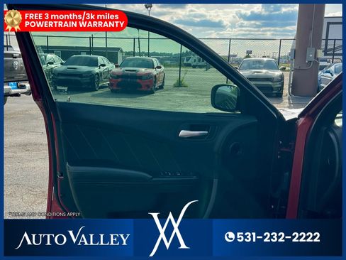 Used 2020 Dodge Charger SXT w/ Blacktop Package RWD image 10