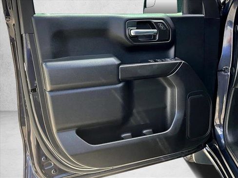 Used 2022 Chevrolet Silverado 1500 Custom image 14