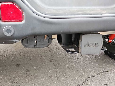 Used 2023 Jeep Wrangler Unlimited Rubicon 4xe w/ Steel Bumper Group image 50