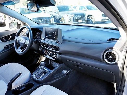 Certified 2023 Hyundai Kona SEL image 10