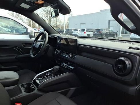 Used 2024 Chevrolet Colorado Trail Boss w/ Advanced Trailering Package image 22