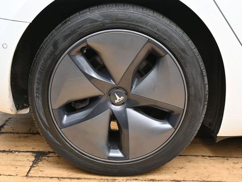 Used 2018 Tesla Model 3 Long Range AWD/4WD image 12
