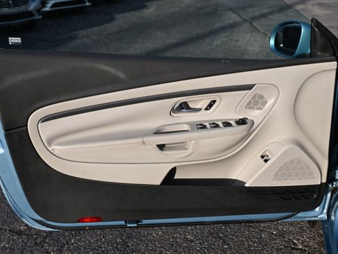 Used 2007 Volkswagen Eos 2.0T image 11