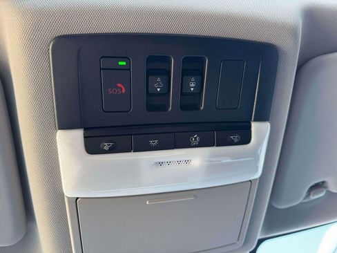 Certified 2026 Nissan Rogue Platinum w/ Platinum Premium Package AWD/4WD image 32