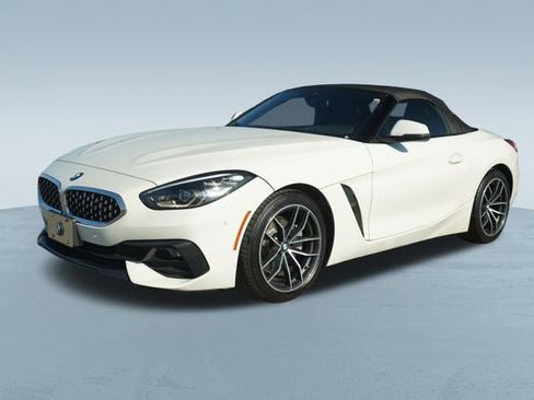 Used 2020 BMW Z4 sDrive30i w/ Premium Package image 3