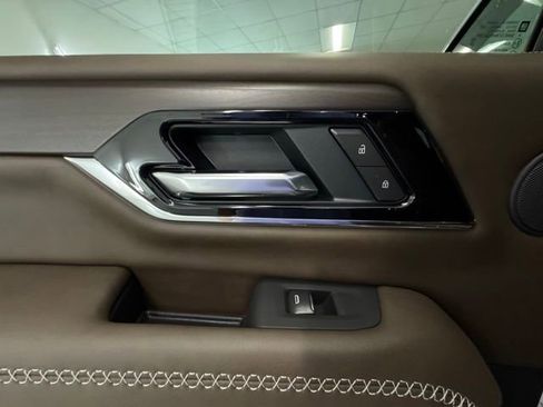 New 2026 GMC Yukon Denali Ultimate AWD/4WD image 11