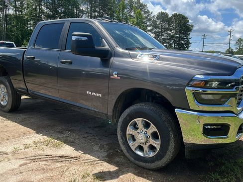 New 2025 RAM 2500 Big Horn image 5