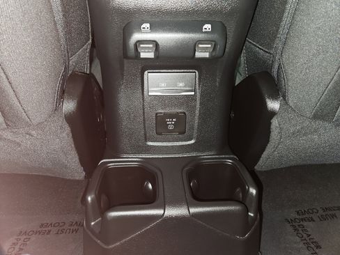 Used 2023 Jeep Gladiator Willys image 19