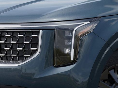 New 2026 Kia Carnival SX image 11