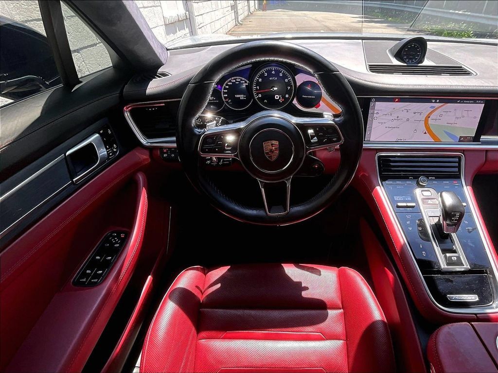 Used 2019 Porsche Panamera GTS AWD/4WD image 11