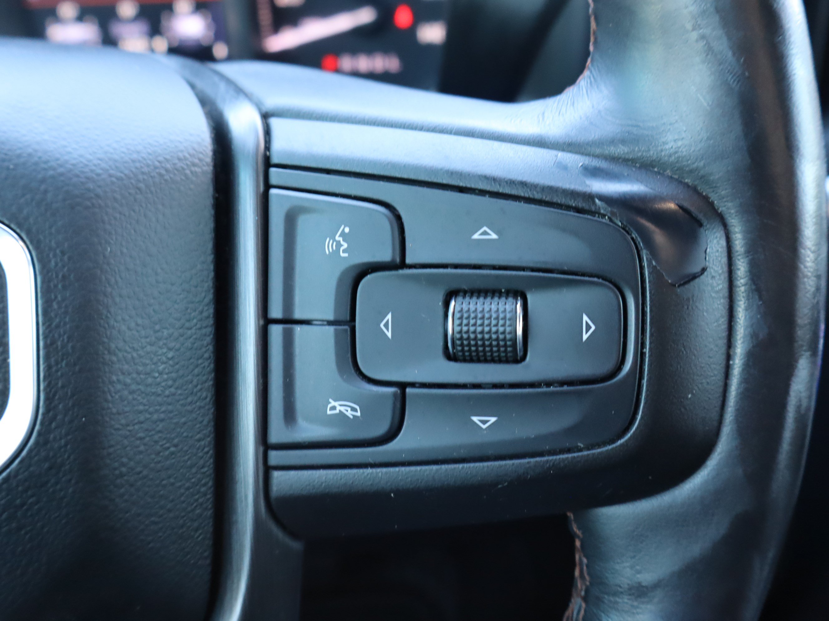 Used 2021 GMC Sierra 1500 AT4 w/ AT4 Preferred Package AWD/4WD image 25
