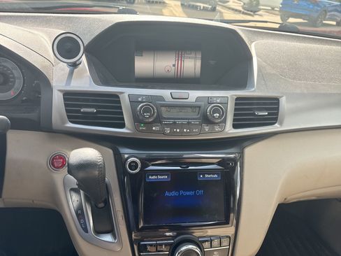 Used 2016 Honda Odyssey Touring image 11