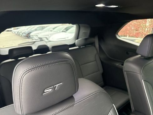 New 2026 Buick Enclave Sport Touring w/ Power Package image 38