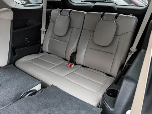 Used 2021 Ford Explorer Limited w/ Equipment Group 301A image 48