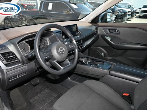 Used 2023 Nissan Rogue S FWD image 5