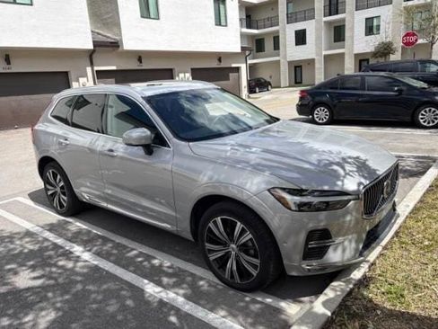 Certified 2023 Volvo XC60 B5 Plus AWD/4WD image 1