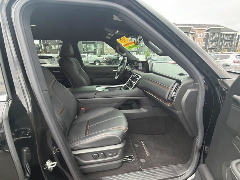 Used 2026 Nissan Armada SL w/ Captain's Chari Seat Package AWD/4WD image 31