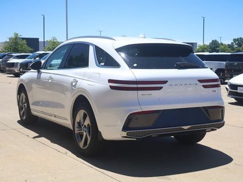 New 2026 Genesis GV70 2.5T AWD/4WD image 6