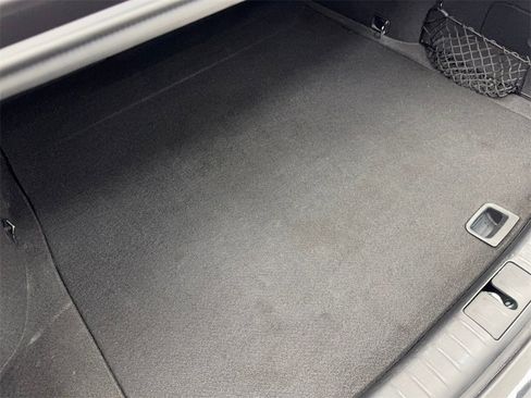 Used 2025 Genesis G70 2.5T image 81