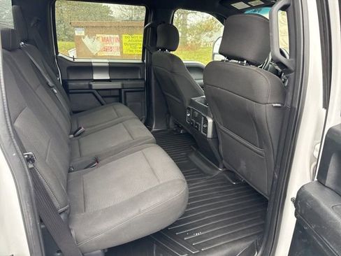 Used 2017 Ford F150 XLT w/ Equipment Group 302A Luxury image 22