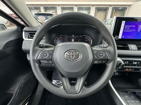 Used 2024 Toyota RAV4 XLE w/ Convenience Package FWD image 22