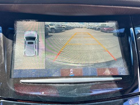 Used 2018 Cadillac Escalade Luxury AWD/4WD image 17