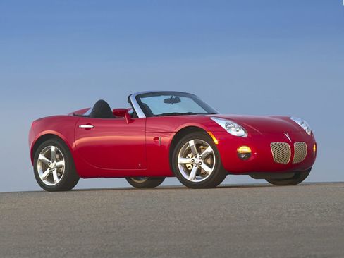 Used 2008 Pontiac Solstice Convertible w/ Preferred Package RWD image 1
