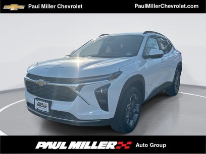 Used 2025 Chevrolet Trax LT