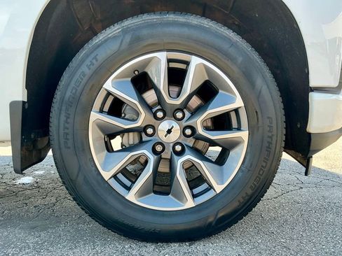 Used 2020 Chevrolet Silverado 1500 RST w/ Texas Edition RWD image 18