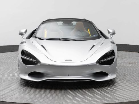 New 2027 McLaren 750S Spider RWD image 6