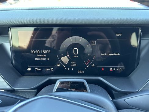 New 2025 GMC Acadia AT4 w/ Super Cruise Package image 40